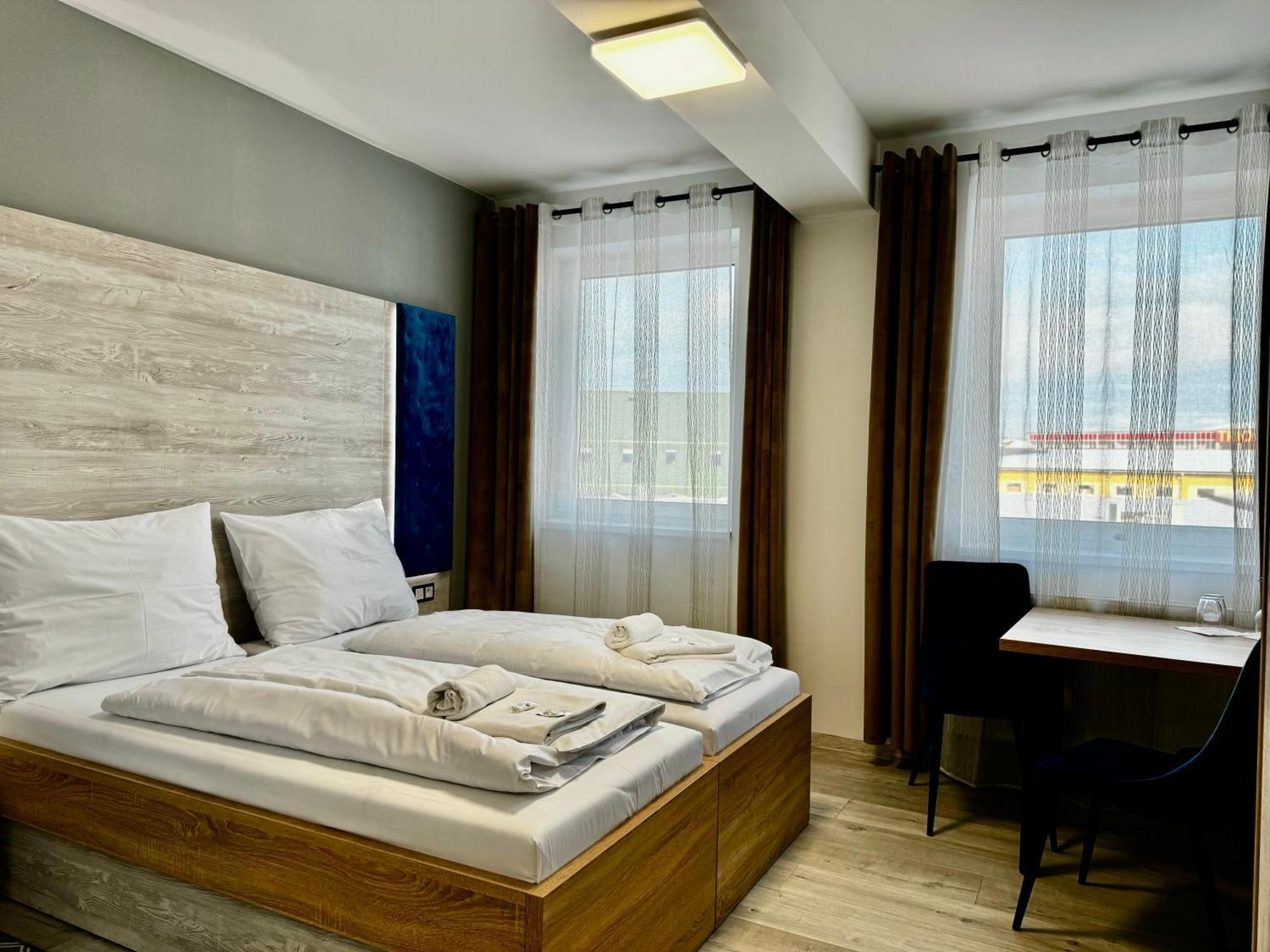 Acko Gurman Hotel Námestovo Buitenkant foto